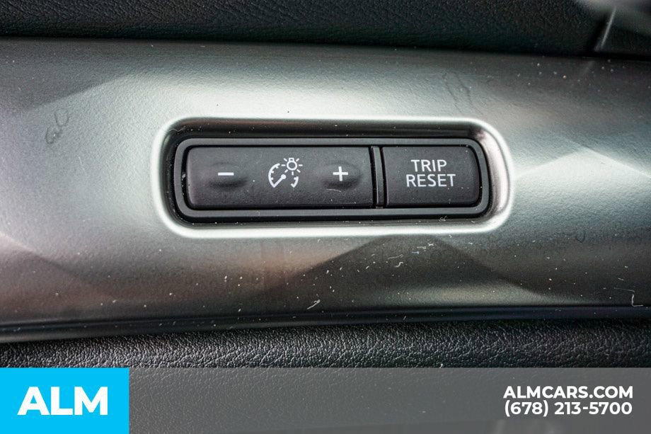 Used 2023 Nissan Maxima SV FWD image 46