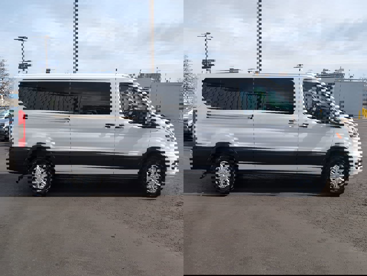 Used 2023 Ford Transit 350 XLT image 8