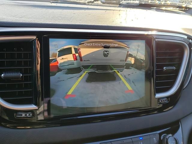 New 2026 Chrysler Voyager LX image 11