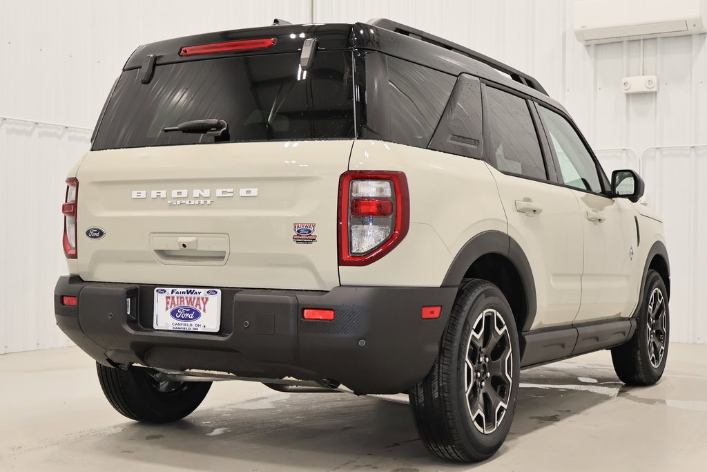 New 2025 Ford Bronco Sport Outer Banks w/ Outer Banks Tech Package+ image 8