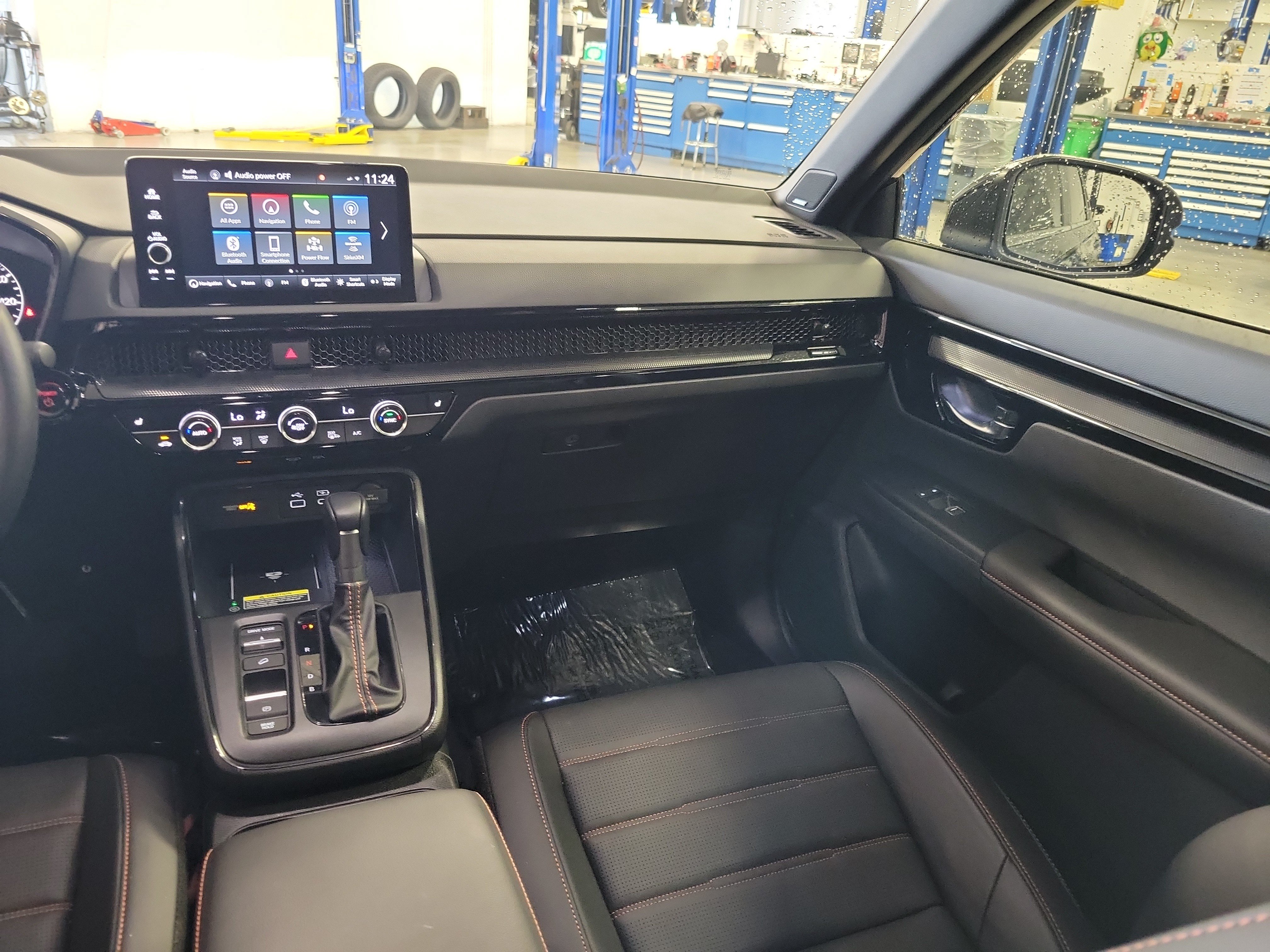 Used 2025 Honda CR-V Sport Touring image 22