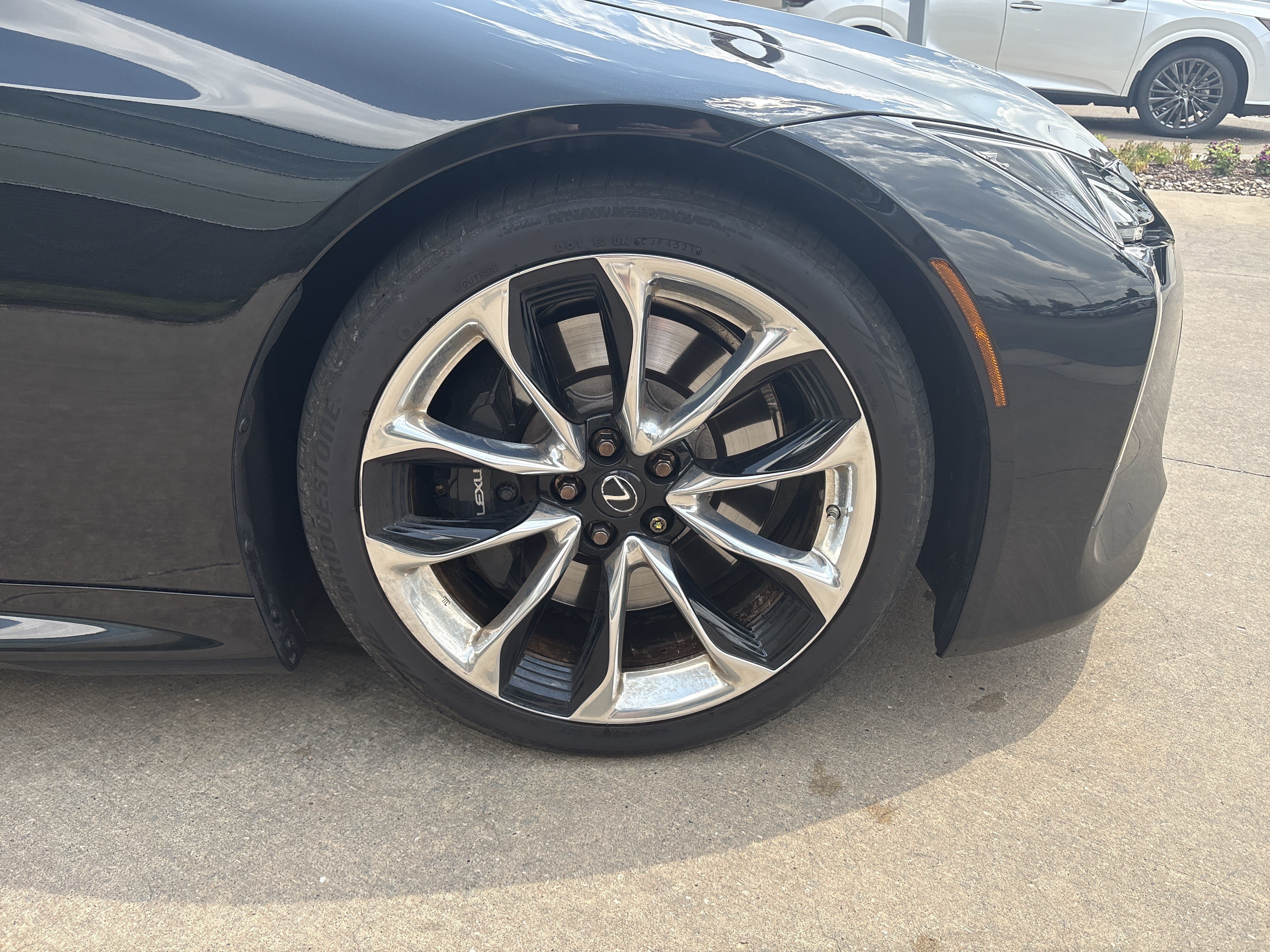Certified 2022 Lexus LC 500 Coupe w/ Sport Package RWD image 13