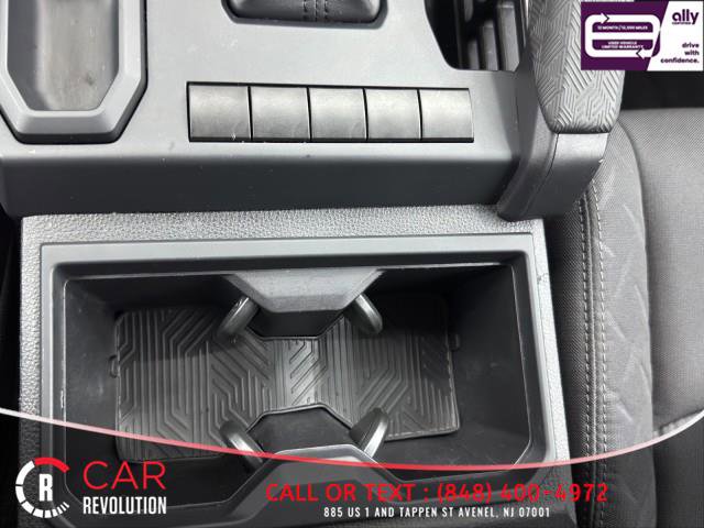 Used 2024 Toyota Tacoma SR image 34