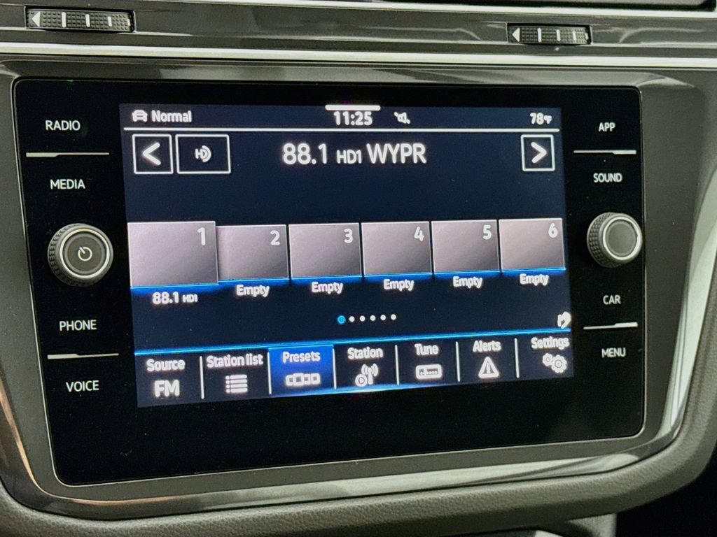 Used 2024 Volkswagen Tiguan S AWD/4WD image 6