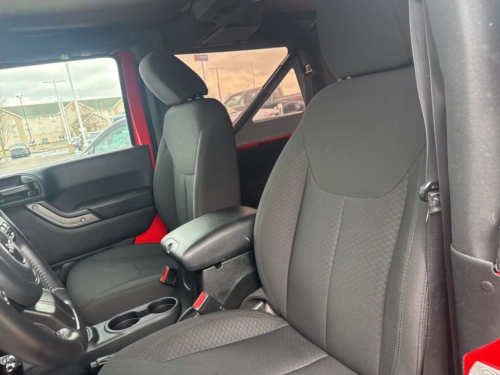 Used 2018 Jeep Wrangler Sport image 31