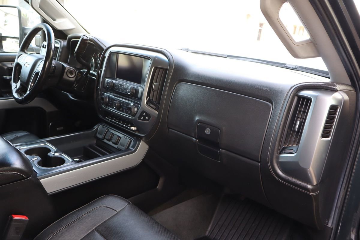 Used 2017 Chevrolet Silverado 2500 LTZ w/ Duramax Plus Package AWD/4WD image 17