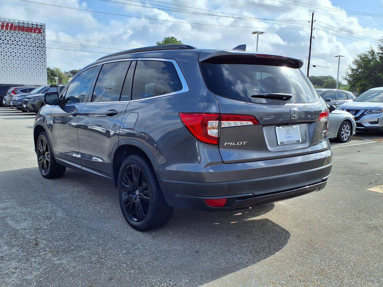 Certified 2022 Honda Pilot Special Edition image 3