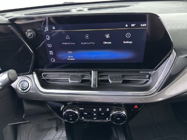 Used 2025 Chevrolet Trax ACTIV w/ Driver Confidence Package FWD image 14