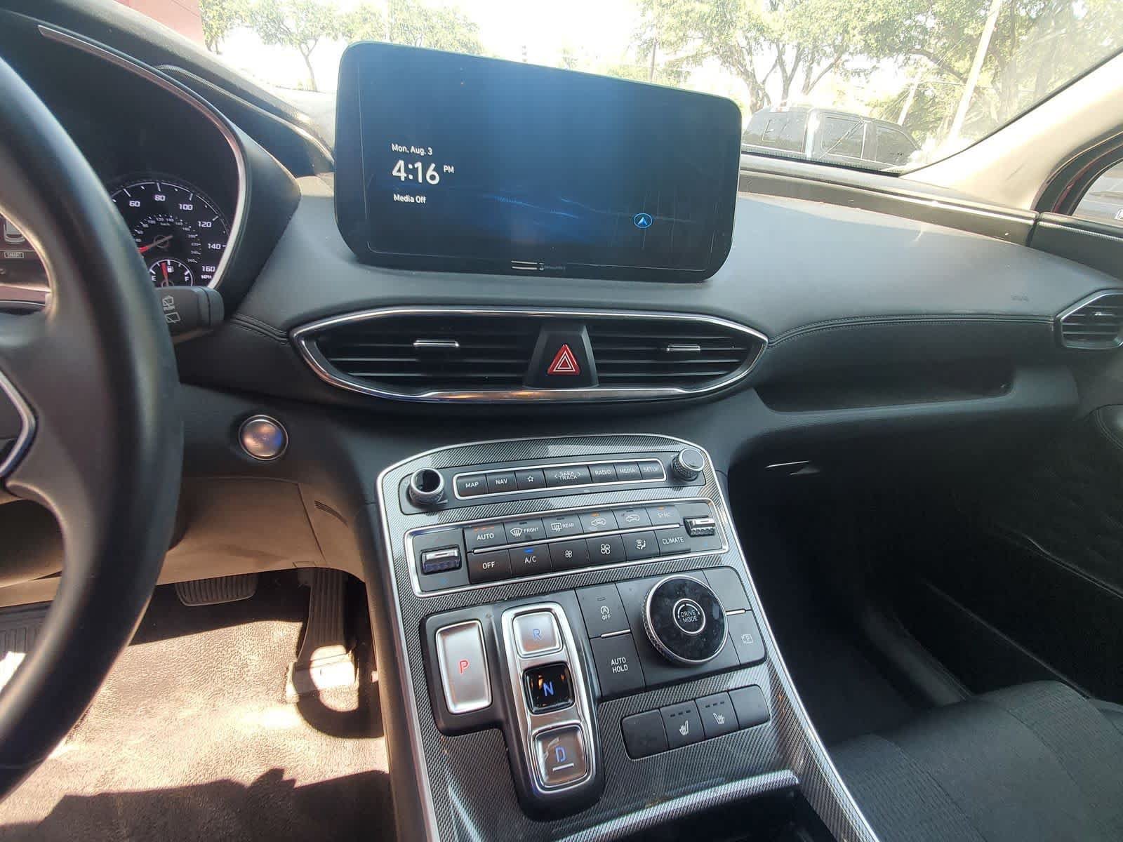 Used 2023 Hyundai Santa Fe SEL FWD image 12