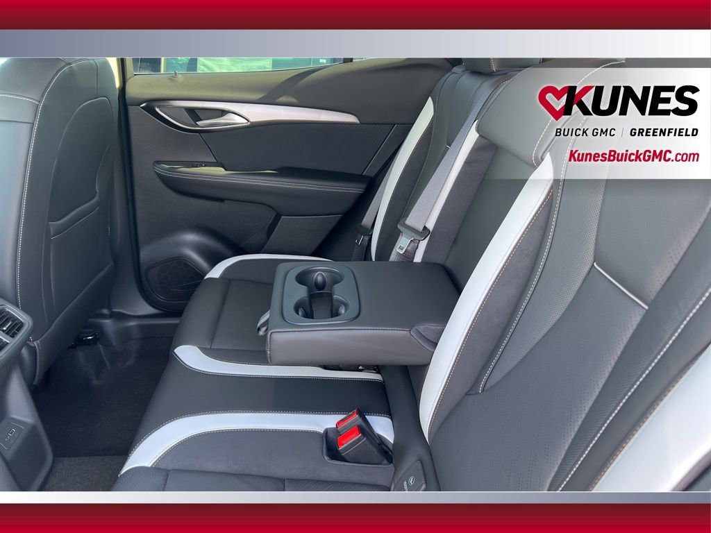 New 2026 Buick Envision Sport Touring image 36