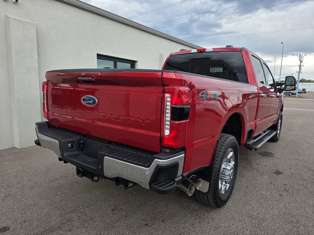 Used 2024 Ford F350 Lariat image 5