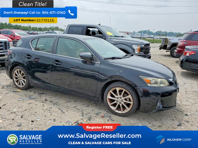 Used 2013 Lexus CT 200h w/ Premium Pkg w/Navigation FWD image 5