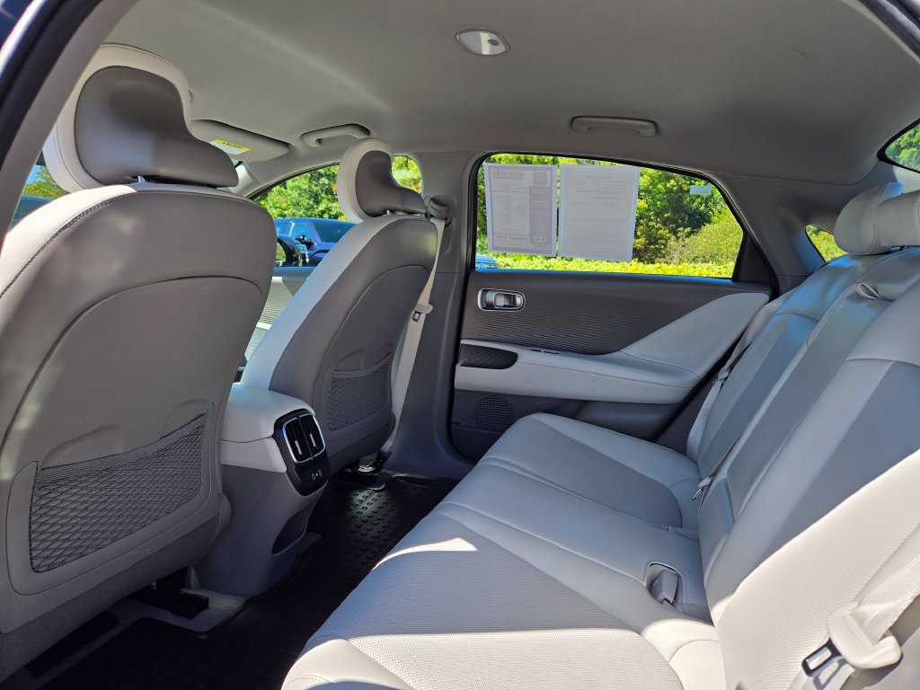 Used 2023 Hyundai Ioniq 6 SEL AWD/4WD image 15