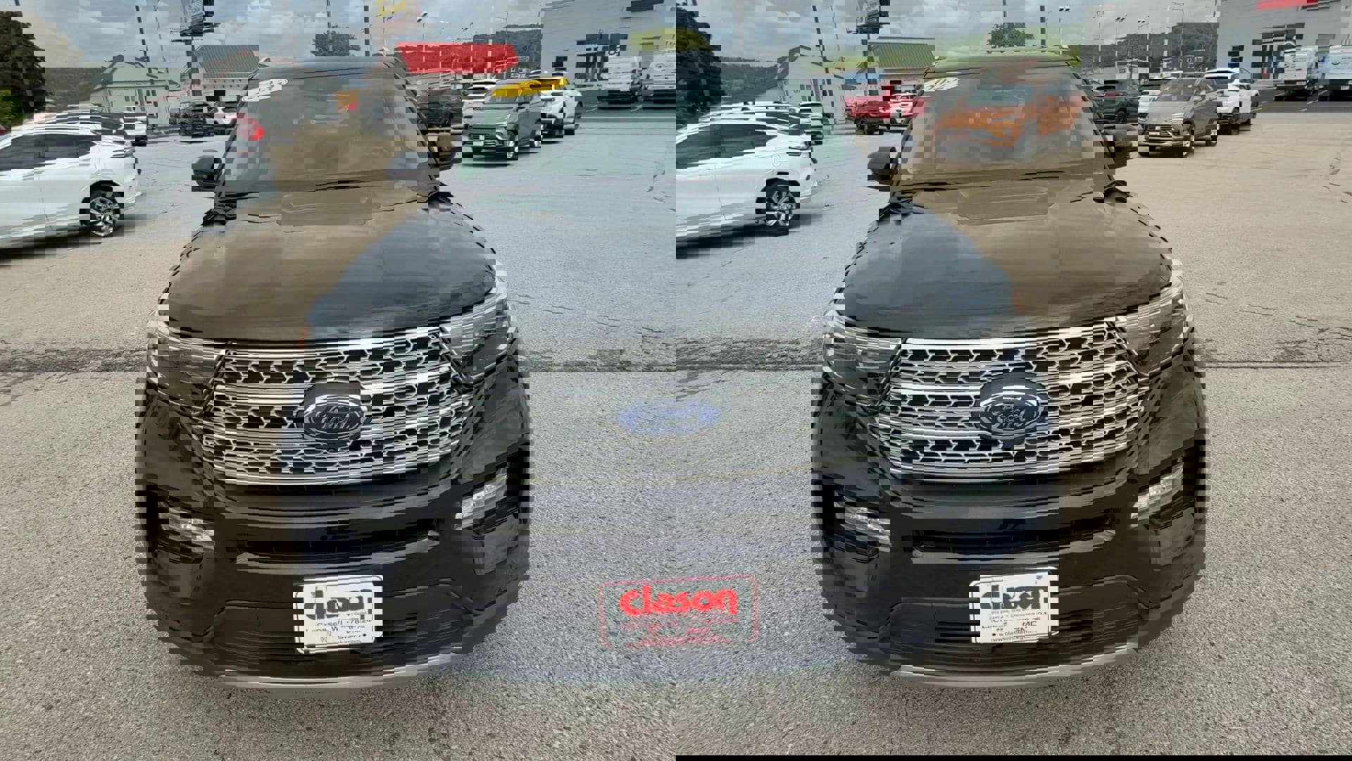 Used 2023 Ford Explorer Limited image 3