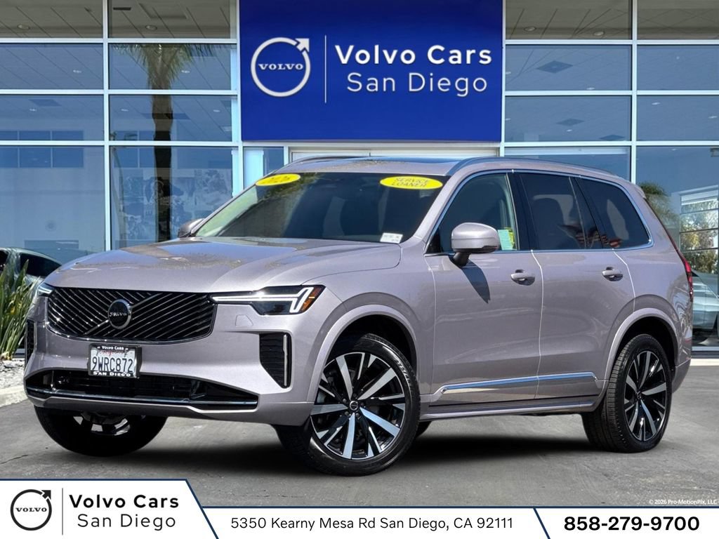 New 2026 Volvo XC90 B5 Core AWD/4WD image 1