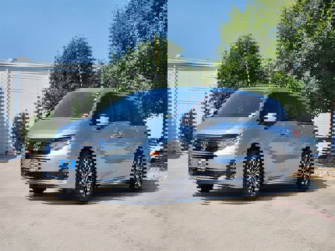 New 2026 Honda Odyssey Elite image 2