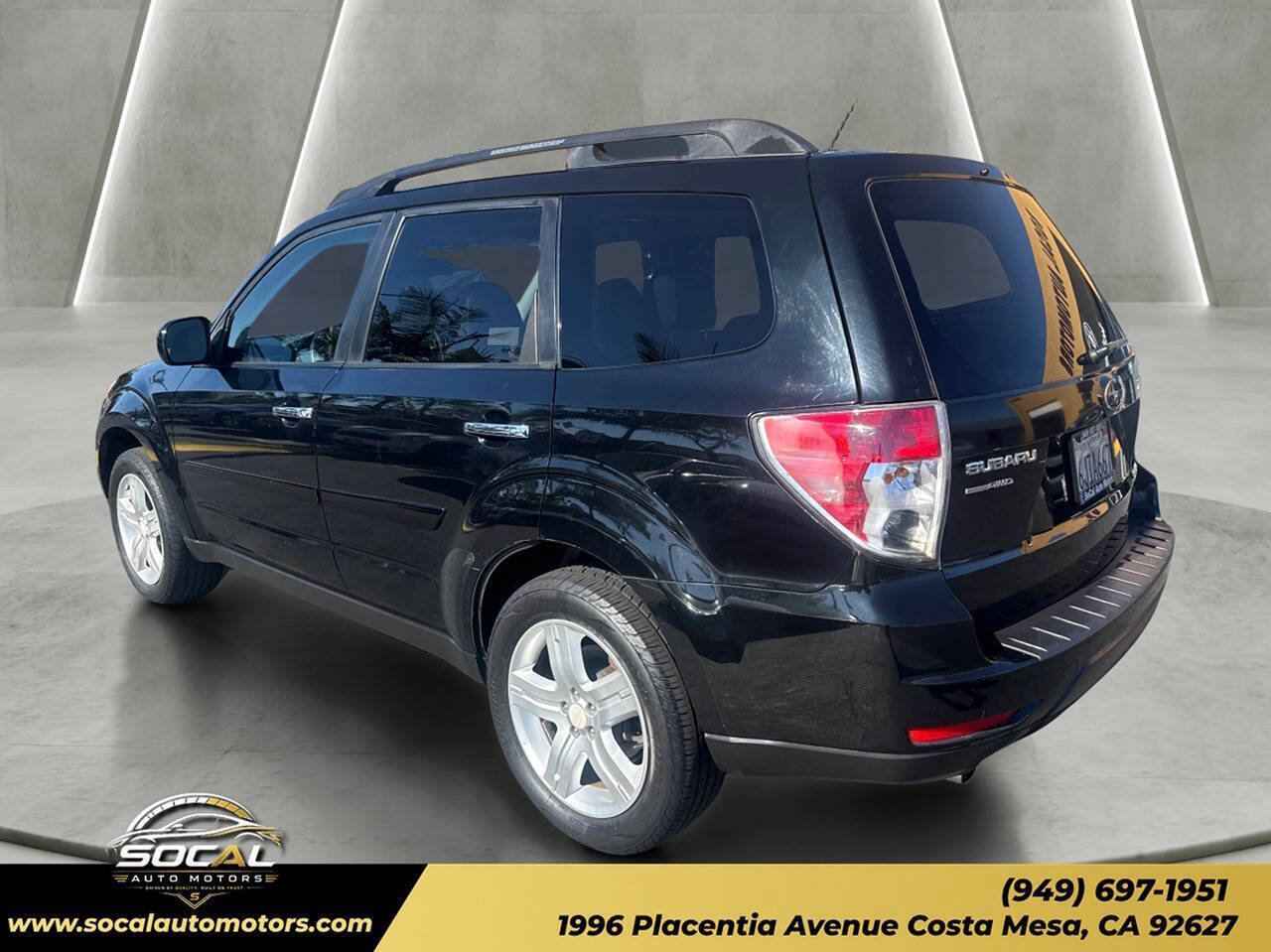 Used 2010 Subaru Forester 2.5X Limited AWD/4WD image 3