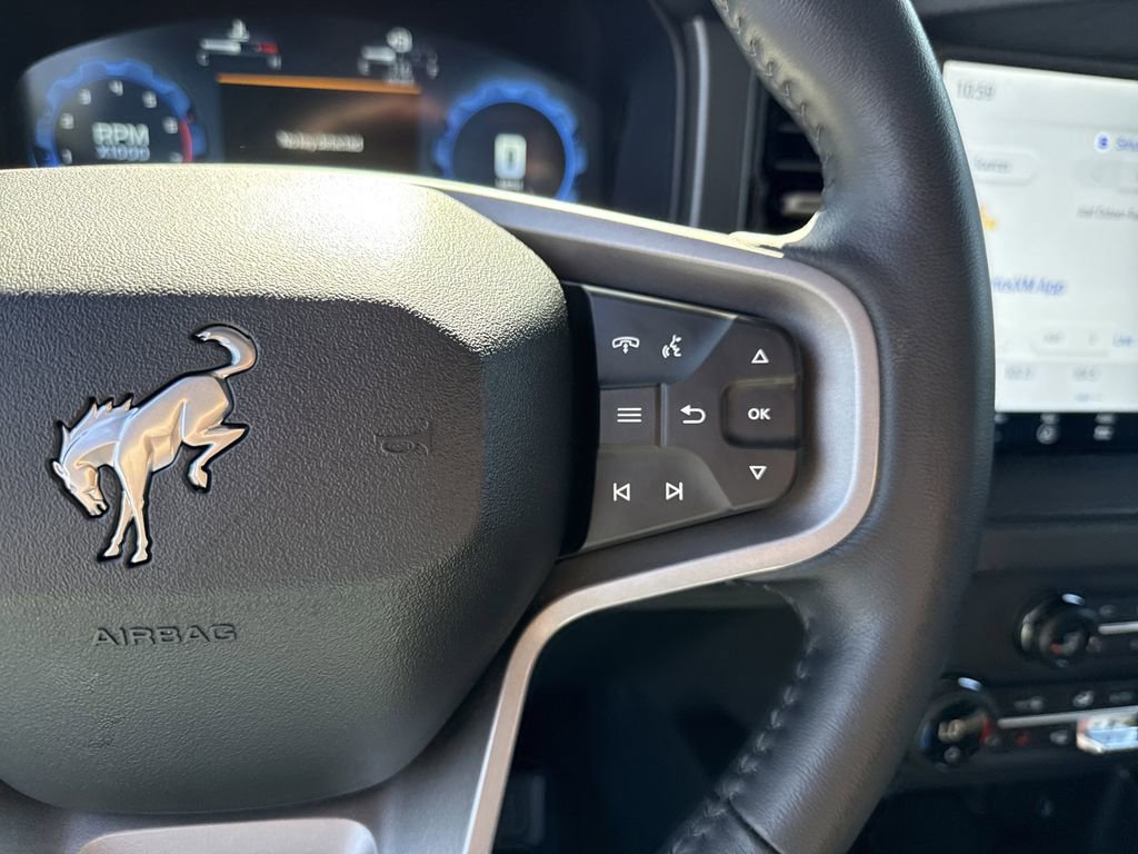 Used 2025 Ford Bronco Badlands image 26