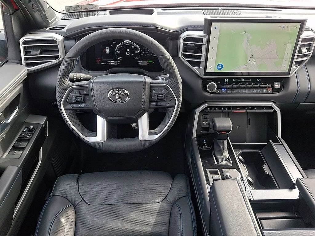 Used 2025 Toyota Sequoia Platinum AWD/4WD image 2