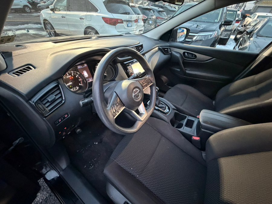 Used 2020 Nissan Rogue Sport S w/ Appearance Package AWD/4WD image 12