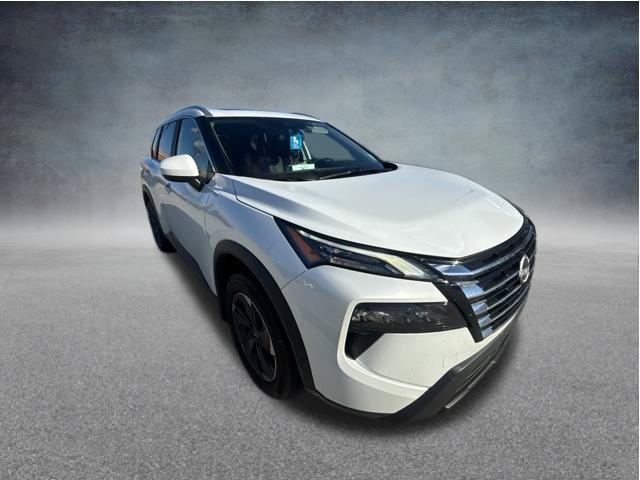 Used 2025 Nissan Rogue SV w/ SV Premium Package FWD image 10