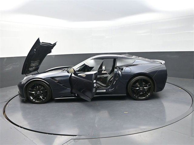 Used 2015 Chevrolet Corvette Stingray Z51 w/ 2LT Preferred Equipment Group image 34