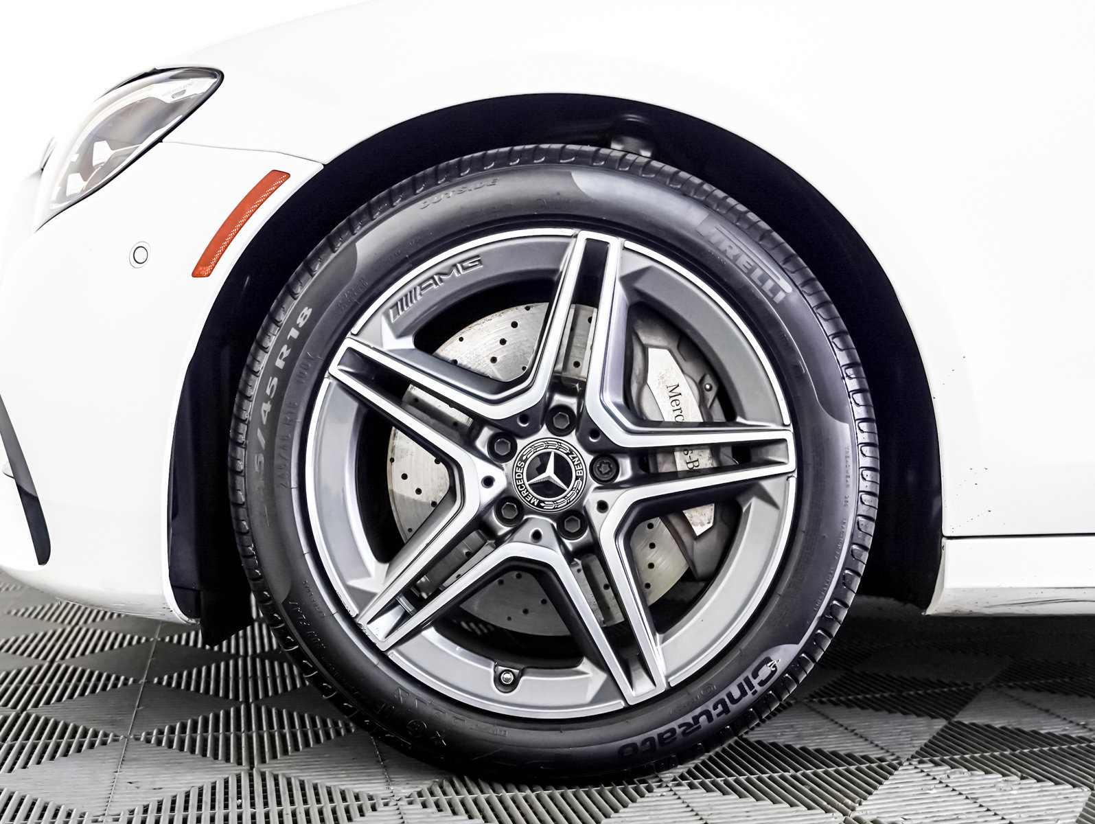 Certified 2022 Mercedes-Benz E 350 Sedan image 4