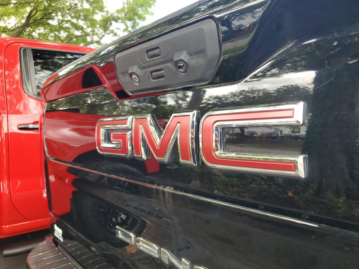 Used 2021 GMC Sierra 2500 Denali w/ Denali Ultimate Package AWD/4WD image 6