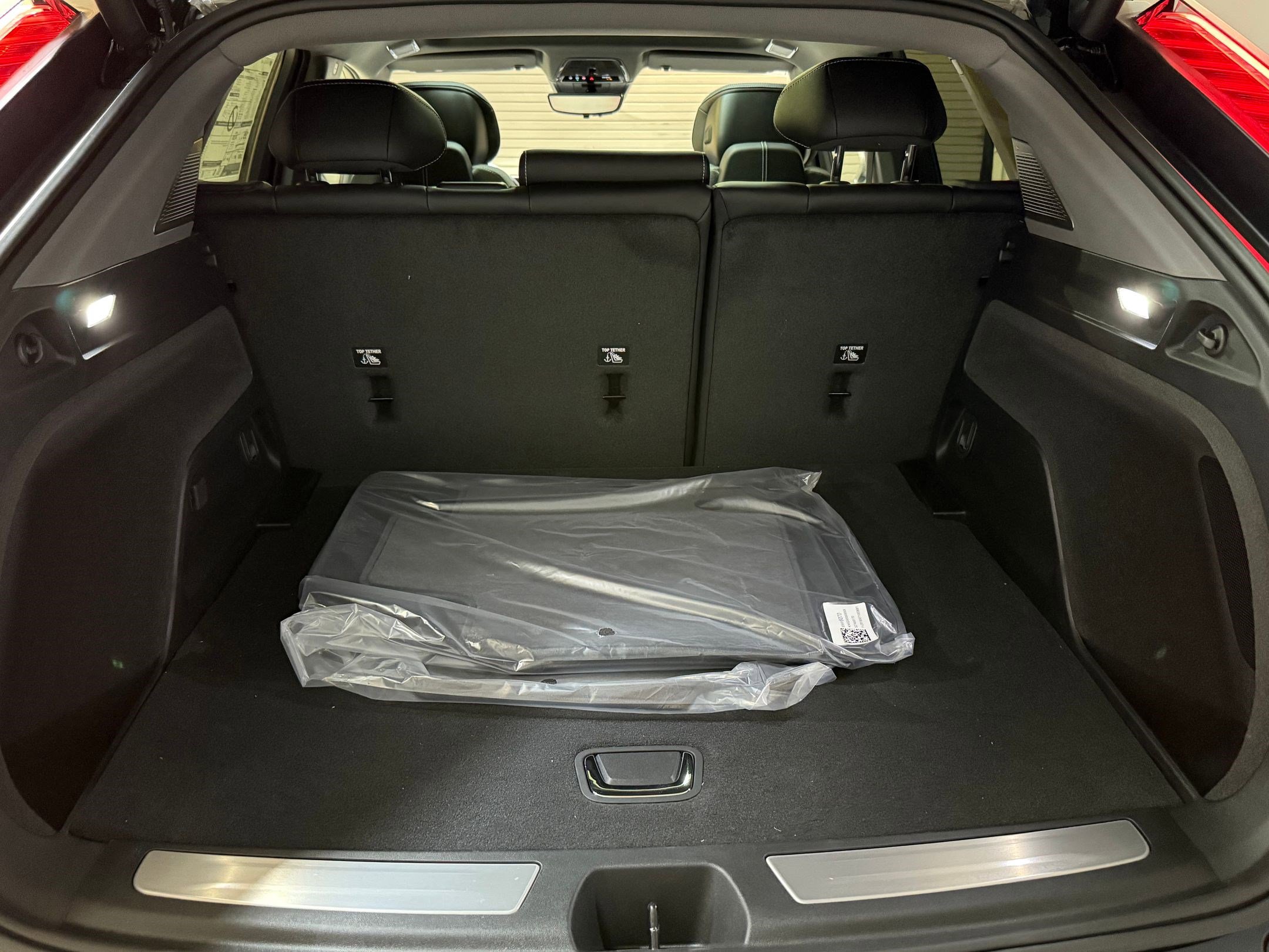 New 2026 Cadillac Optiq Sport 1 image 43