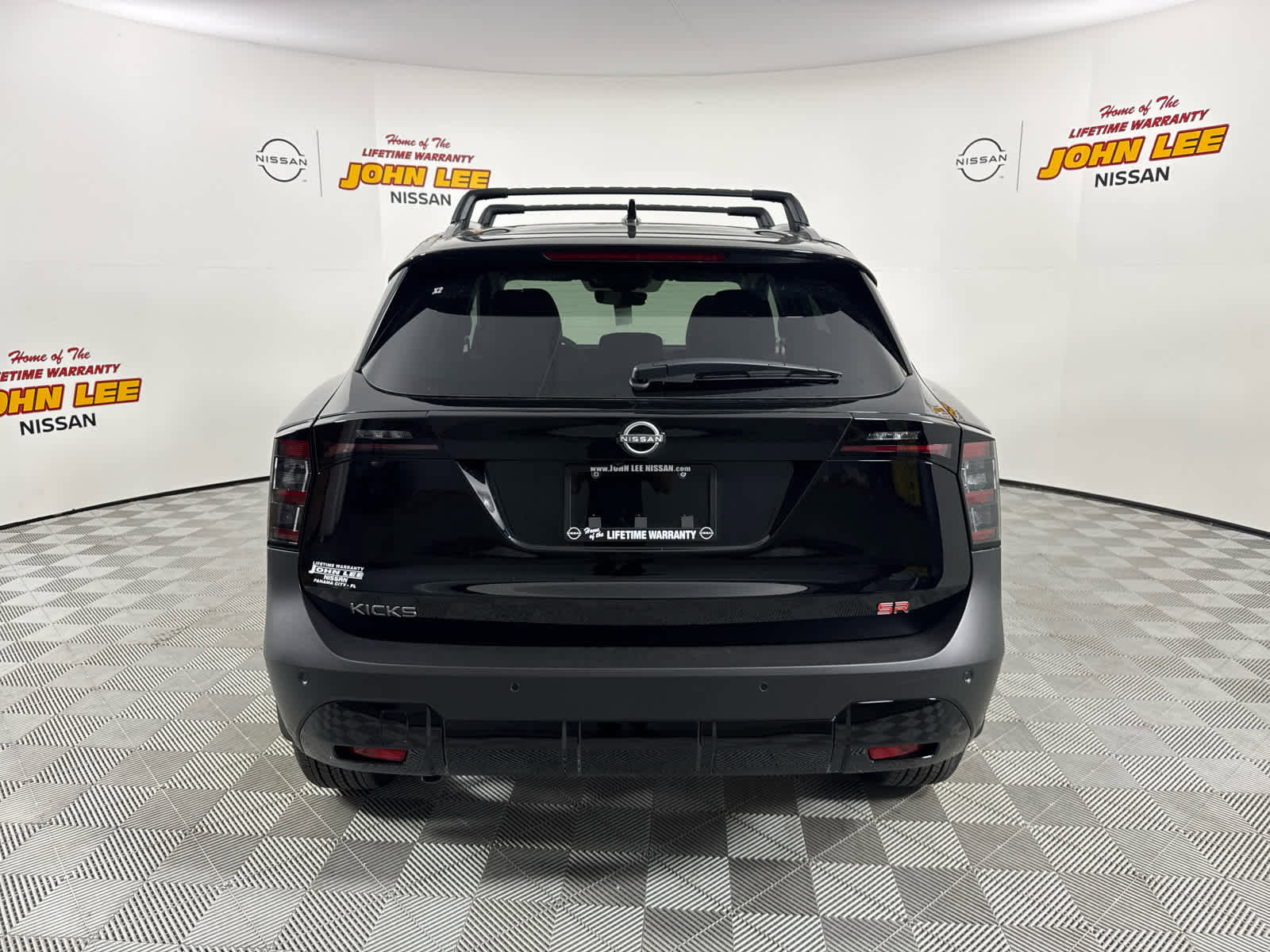 New 2026 Nissan Kicks SR w/ Illumination Package image 4