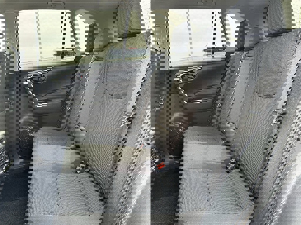 Used 2025 Toyota RAV4 LE image 22