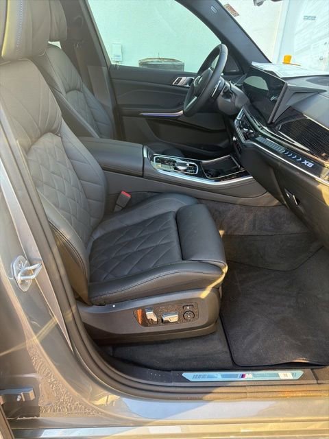 Certified 2026 BMW X5 xDrive40i w/ M Sport Package AWD/4WD image 18
