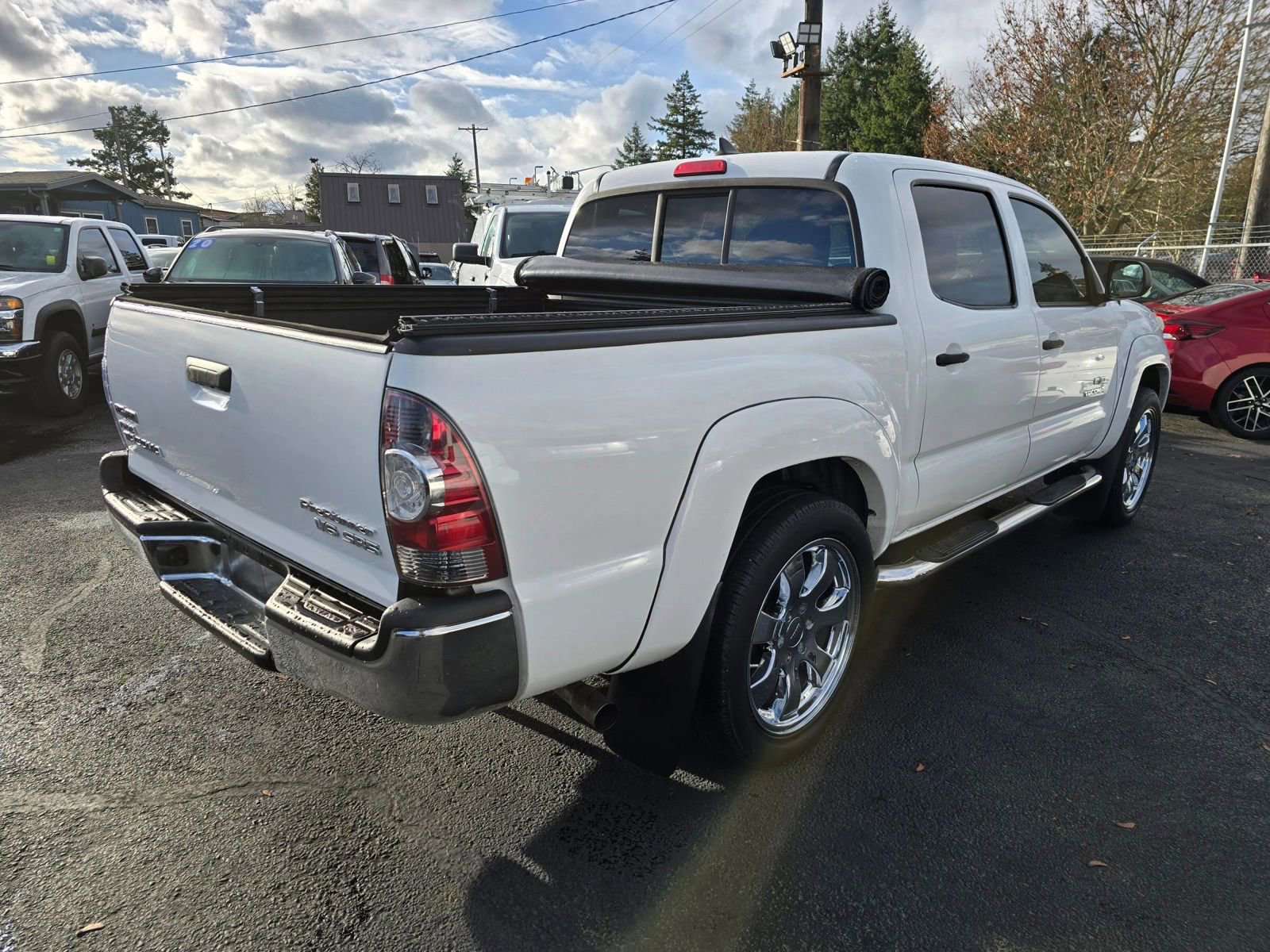 Used 2012 Toyota Tacoma PreRunner image 5
