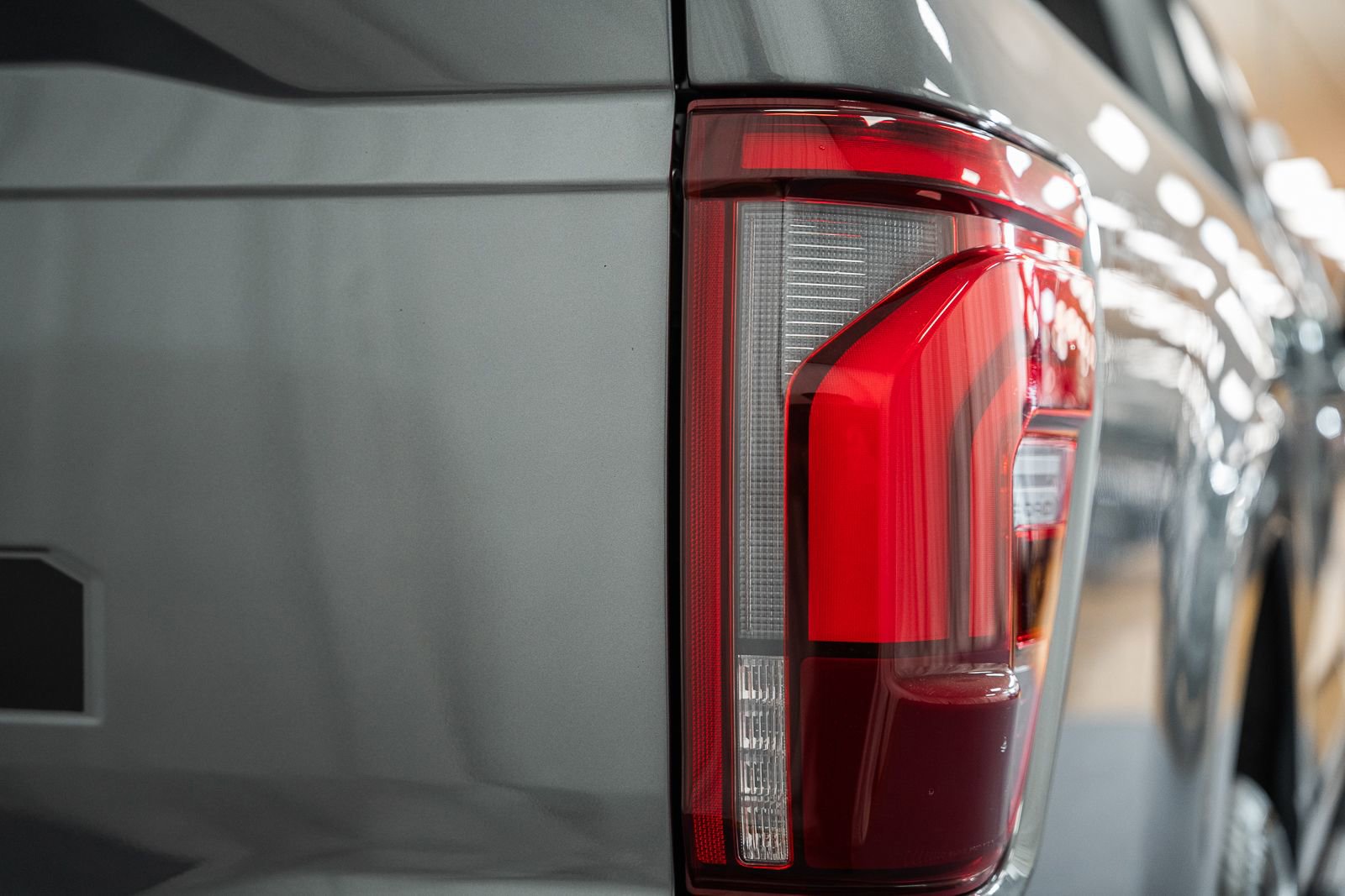 Certified 2024 Ford F150 Lariat AWD/4WD image 9