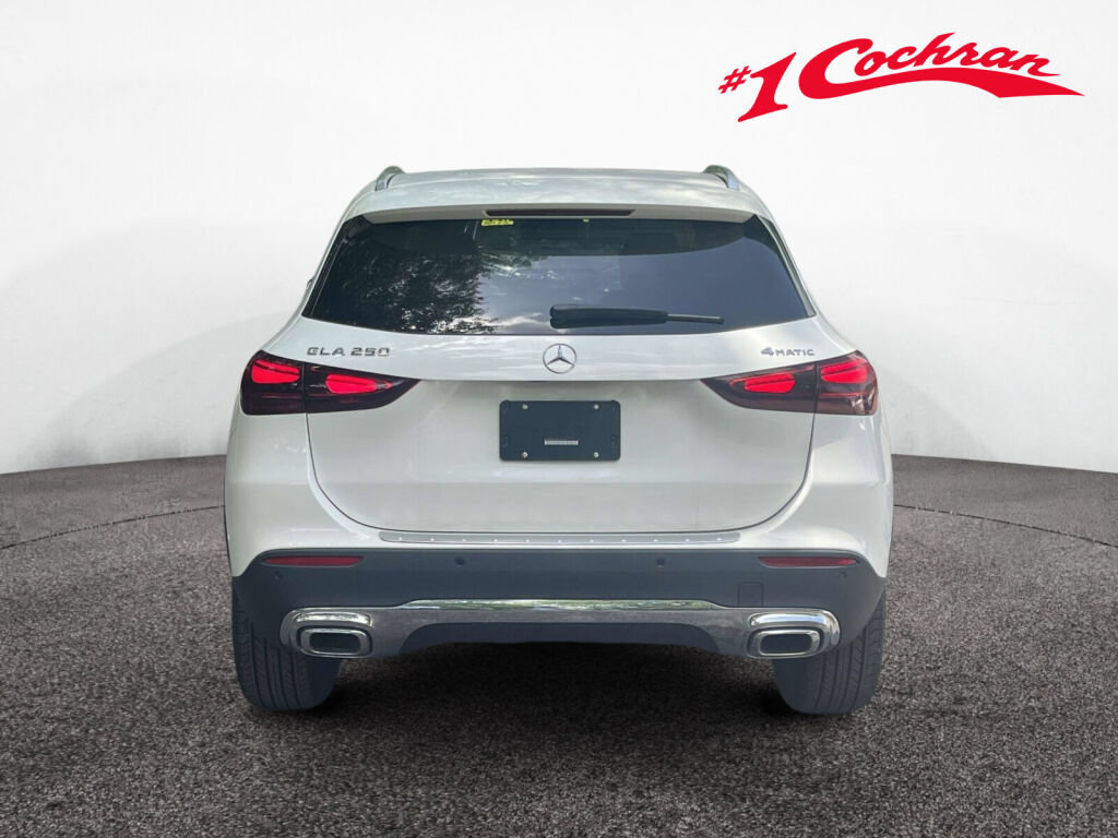 New 2026 Mercedes-Benz GLA 250 4MATIC image 8