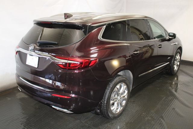 Used 2021 Buick Enclave Avenir w/ Avenir Technology Package AWD/4WD image 4