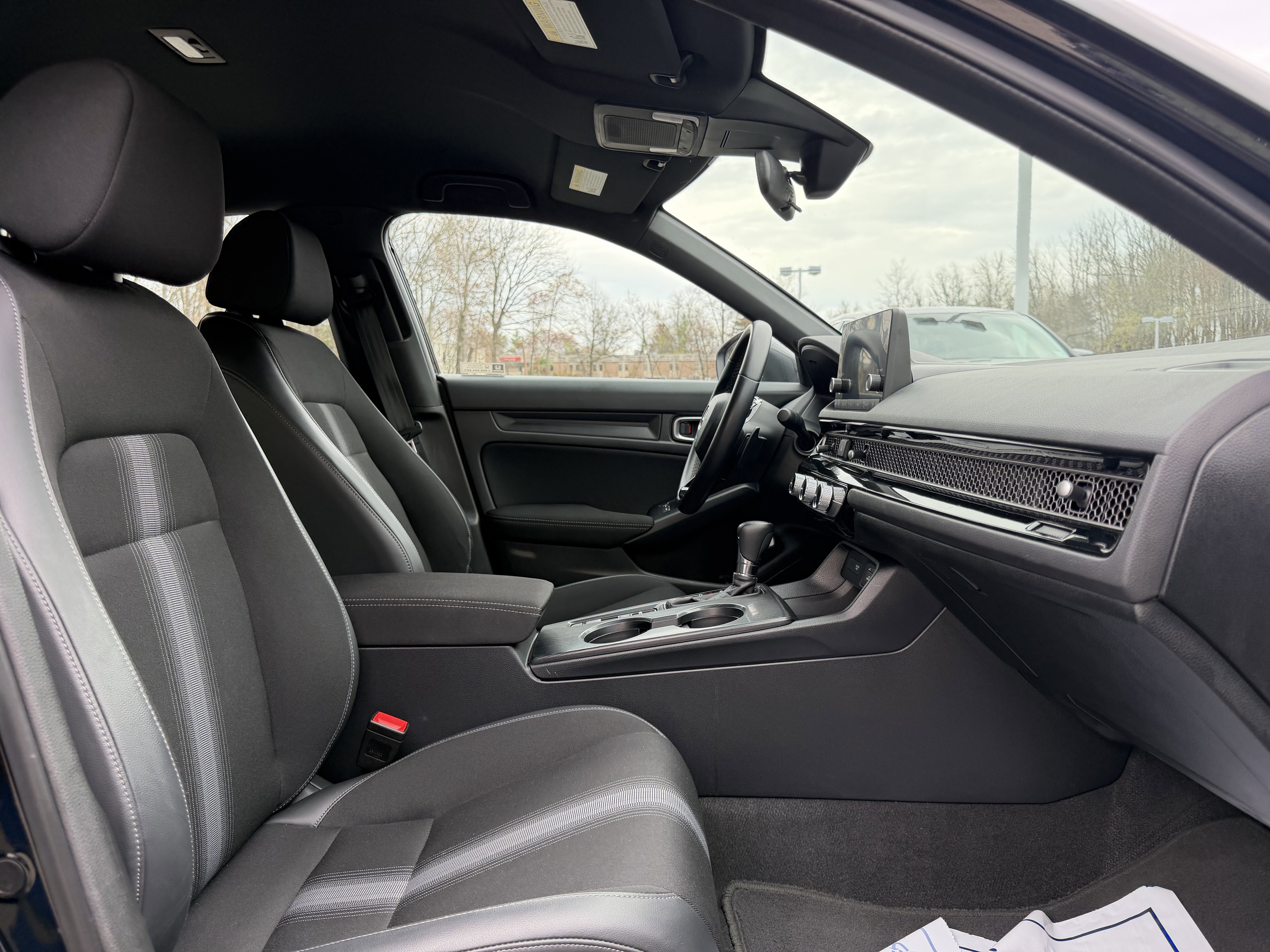 Used 2023 Honda Civic Sport image 14