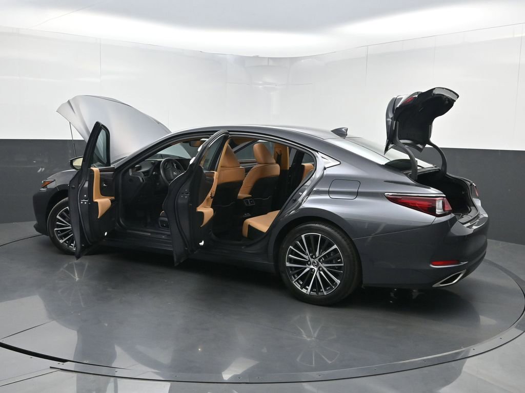 Used 2023 Lexus ES 350 w/ Premium Package image 40