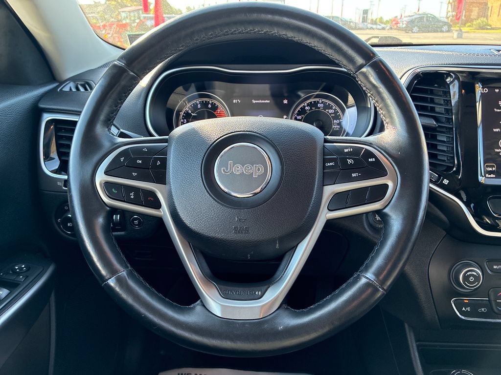 Used 2019 Jeep Cherokee Limited AWD/4WD image 24