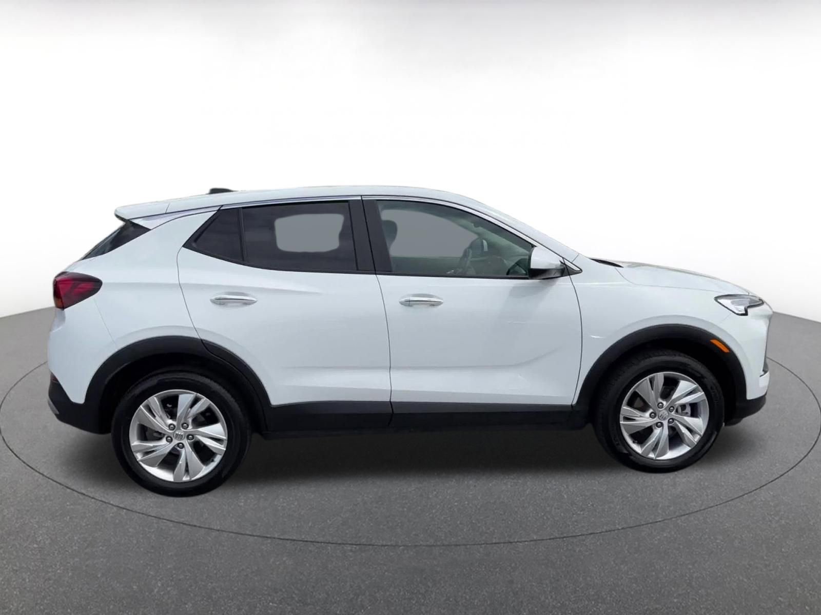Used 2025 Buick Encore GX Preferred image 16