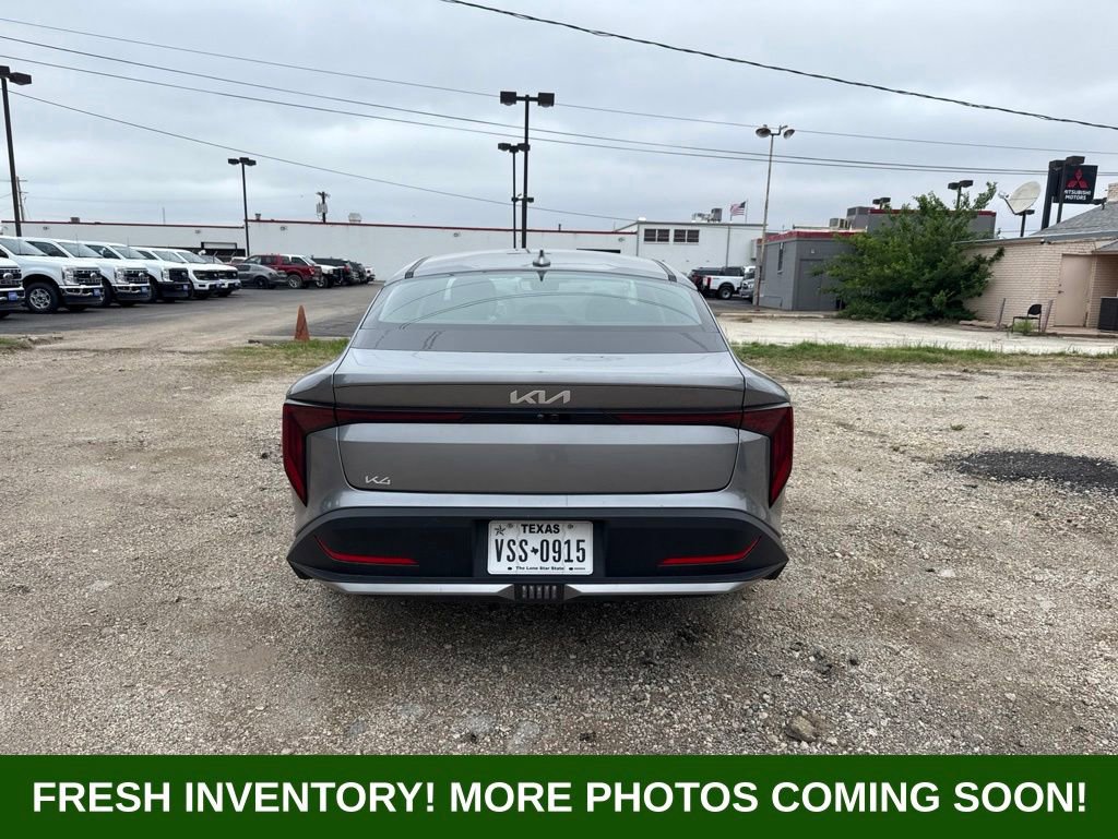 Used 2025 Kia K4 FWD image 3