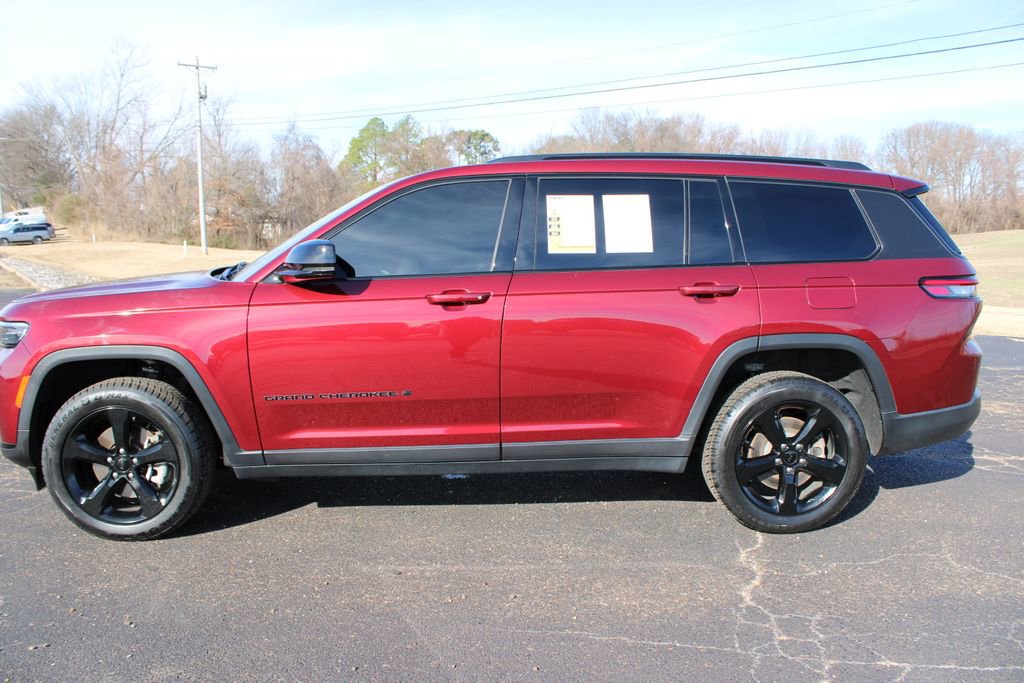 Used 2023 Jeep Grand Cherokee L Laredo image 6