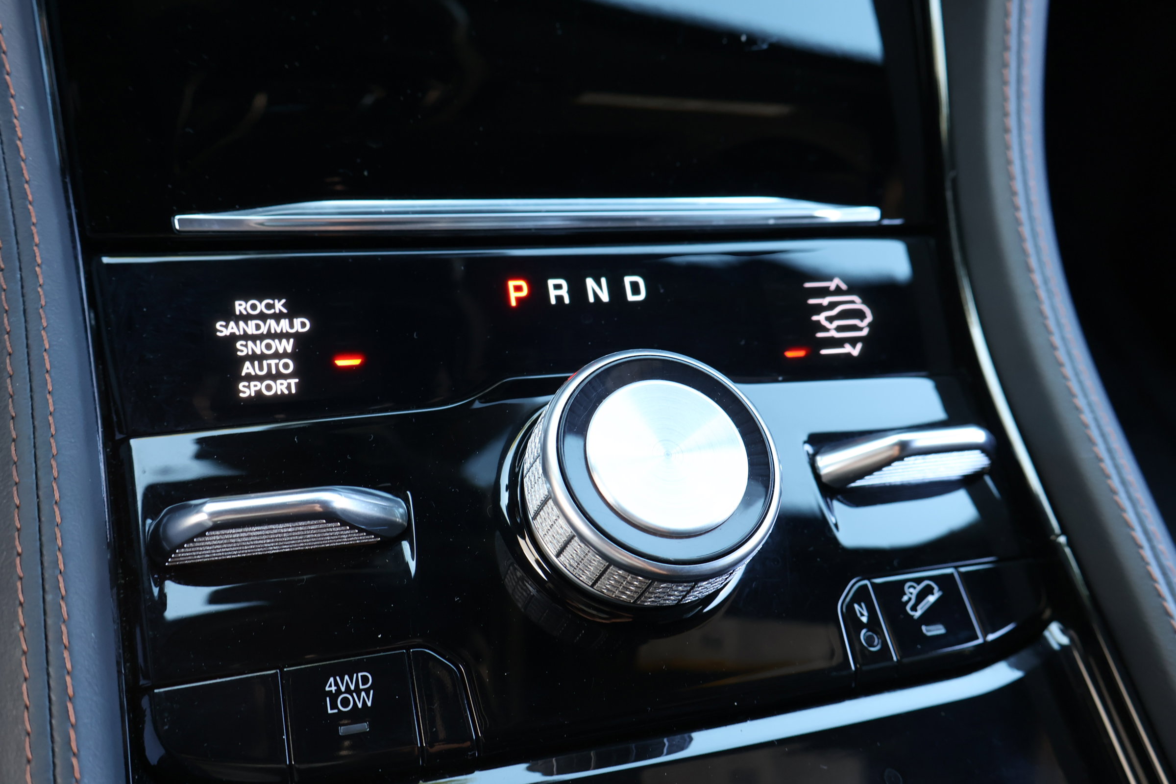 Used 2023 Jeep Grand Cherokee Summit image 28