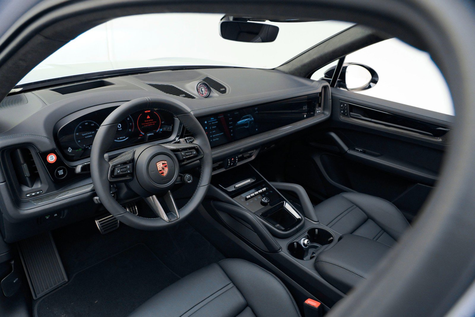 New 2026 Porsche Cayenne GTS image 19