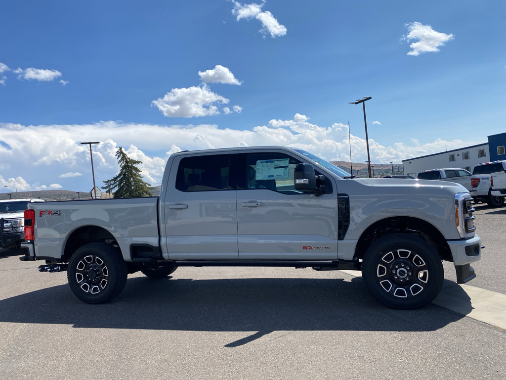 New 2026 Ford F350 4x4 Crew Cab Super Duty image 23