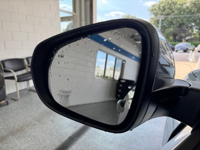 New 2026 Chevrolet Trax LT w/ Sunroof Package FWD image 25