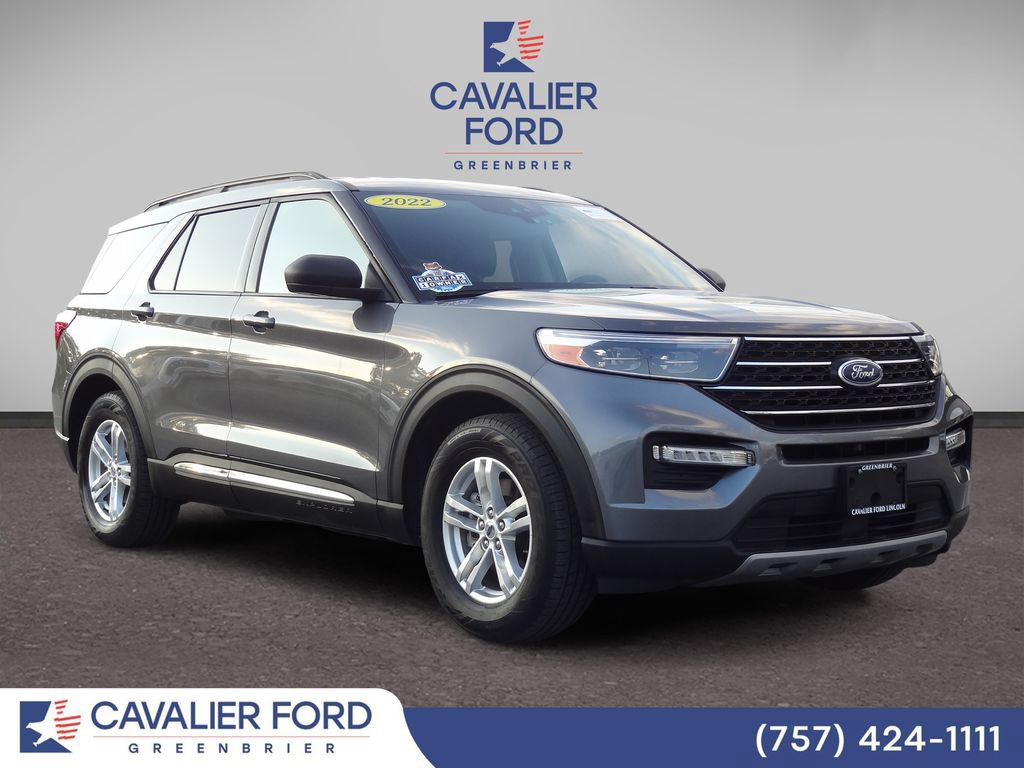 Certified 2022 Ford Explorer XLT w/ Equipment Group 202A RWD image 1