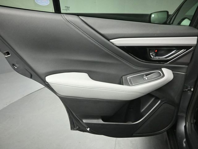 Used 2023 Subaru Outback Limited image 24