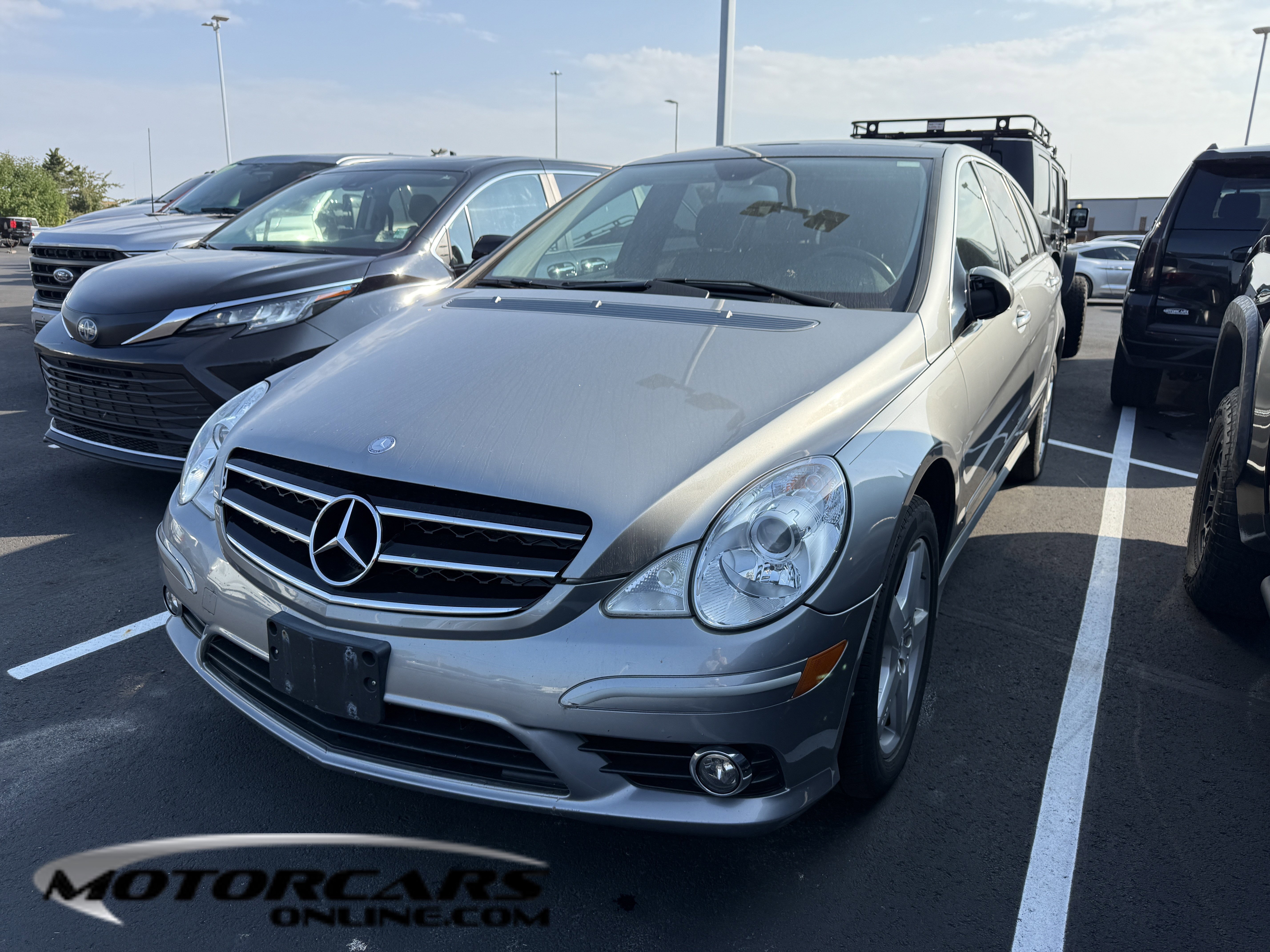 Used 2010 Mercedes-Benz R 350 4MATIC