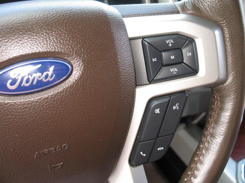 Used 2019 Ford F150 King Ranch w/ Equipment Group 601A Luxury AWD/4WD image 39